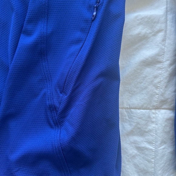 lululemon Abrasion-Resistant High-Coverage Long-Sleeve Shirt - Picture 7 of 10